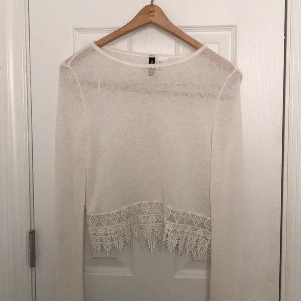☀️ H&M light white shirt!